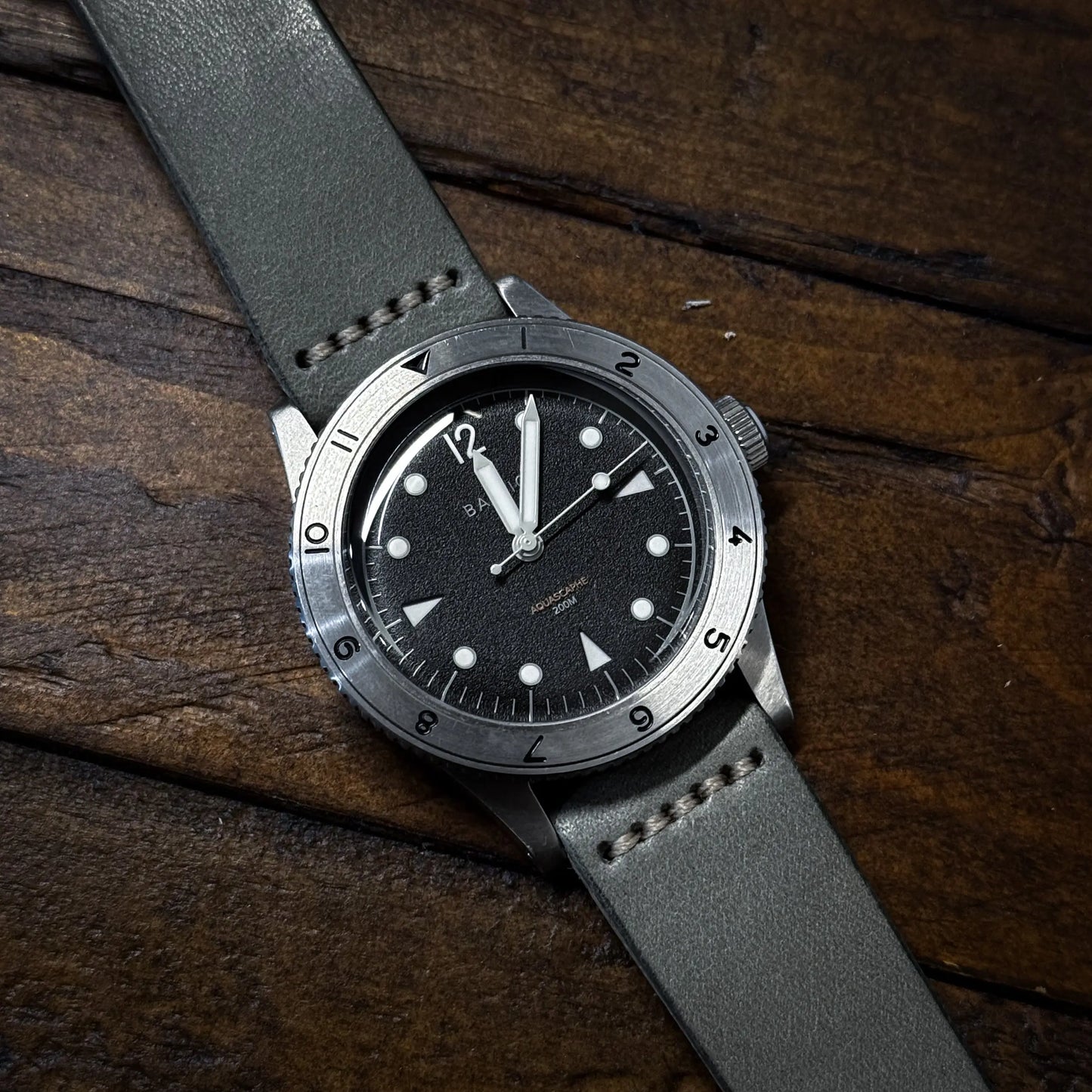 STORM GREY Dial & Hide